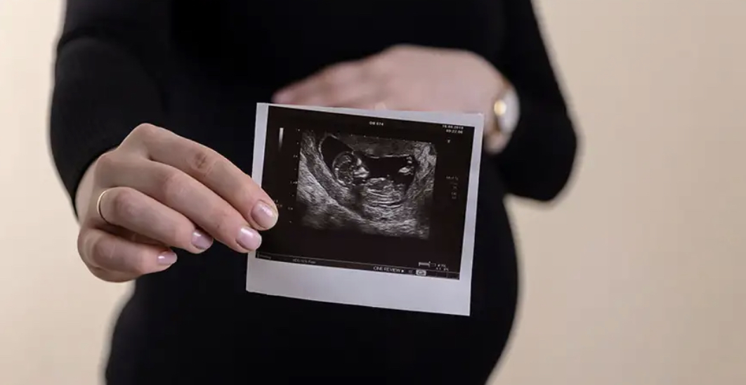 ¡Victoria!: Entran en vigor 2 leyes que prohíben casi todos los abortos en Kentucky, EEUU
