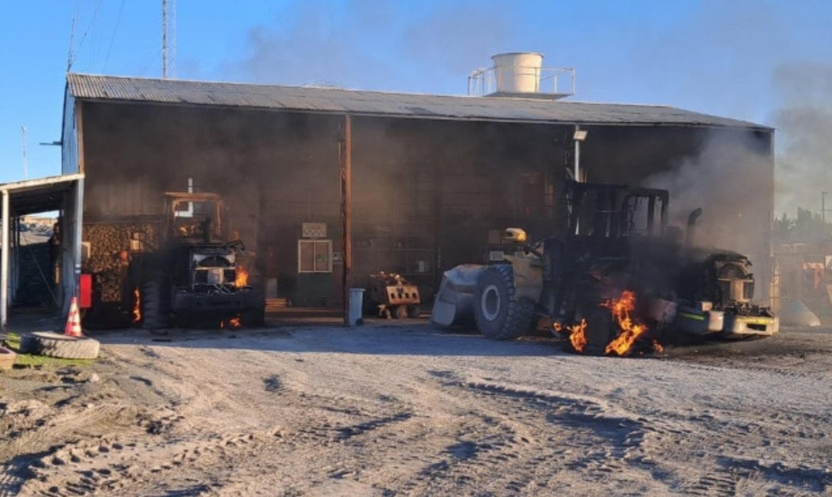 CAM se adjudicó ataque incendiario en una empresa de áridos en Quilleco