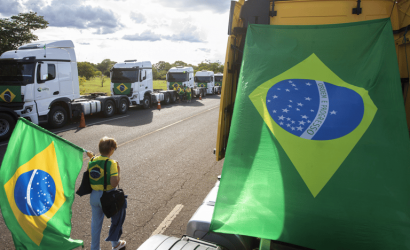 Fuerzas Armadas ratifican apego a la Constitución tras reunión con Bolsonaro 
