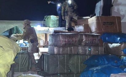 Ejército intercepta tres camiones bolivianos con $52 millones en 170 rifles y 60 pistolas en Colchane