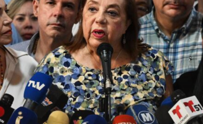 Corina Yoris acusa que el régimen de Maduro le impide inscribir su candidatura en Venezuela