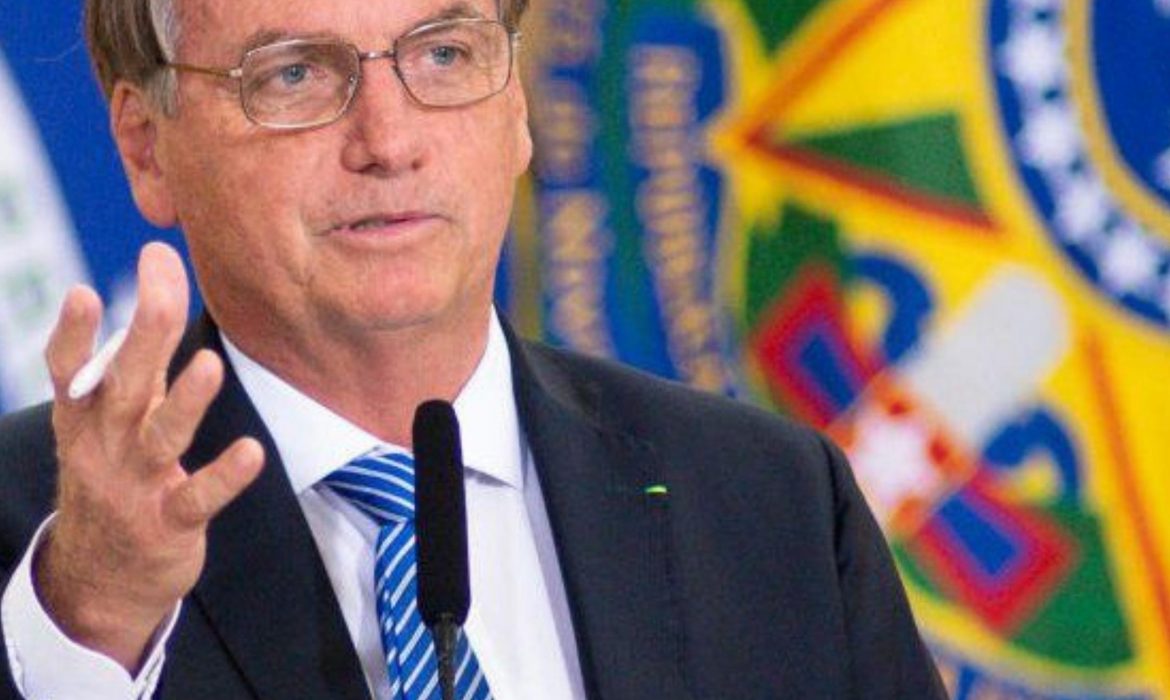 Bolsonaro se lanza contra gobiernos de izquierda en la región: “Miren a Chile hacia donde va. ¿Quieren esto para Brasil?” 