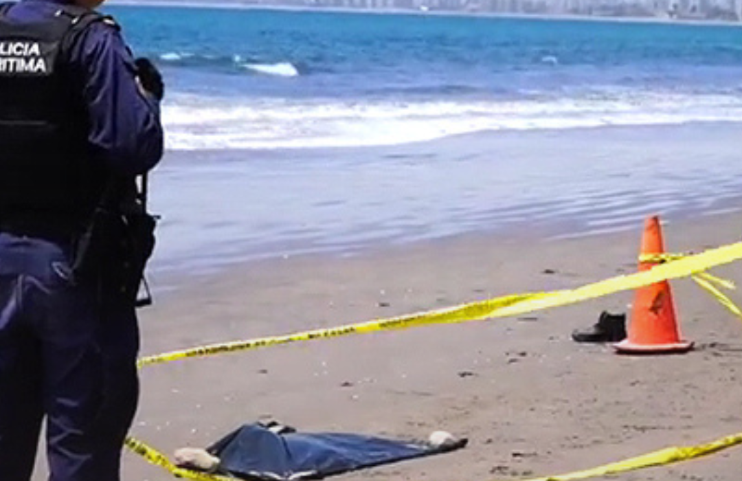 Hallan por tercer día consecutivo restos humanos en playa de Coquimbo: Indagan si corresponden a la misma persona